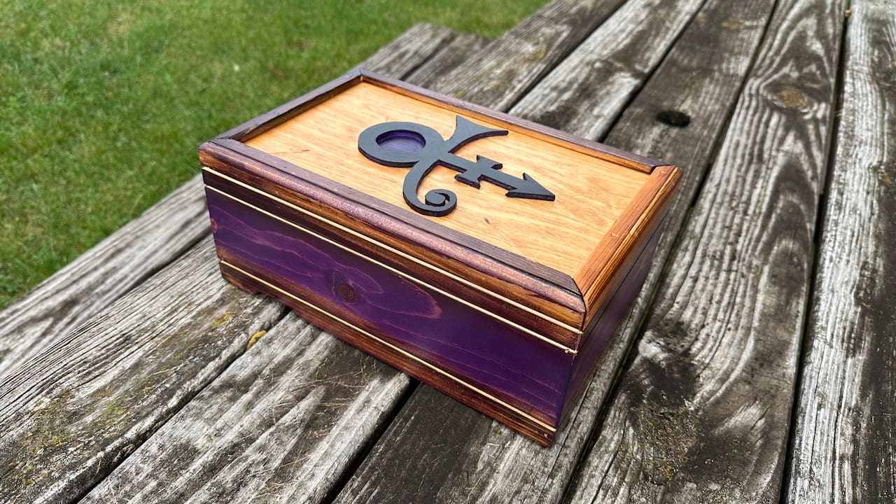 The Artist - Box 38